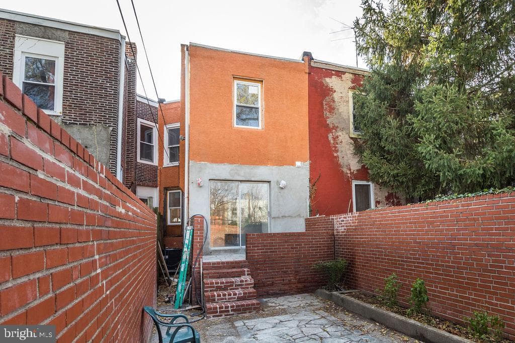 5741 Arch Street photo 27