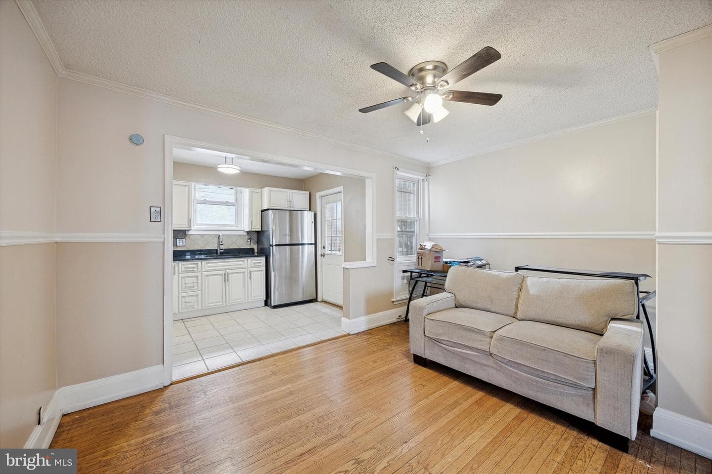 1502 E Lycoming Street photo 5