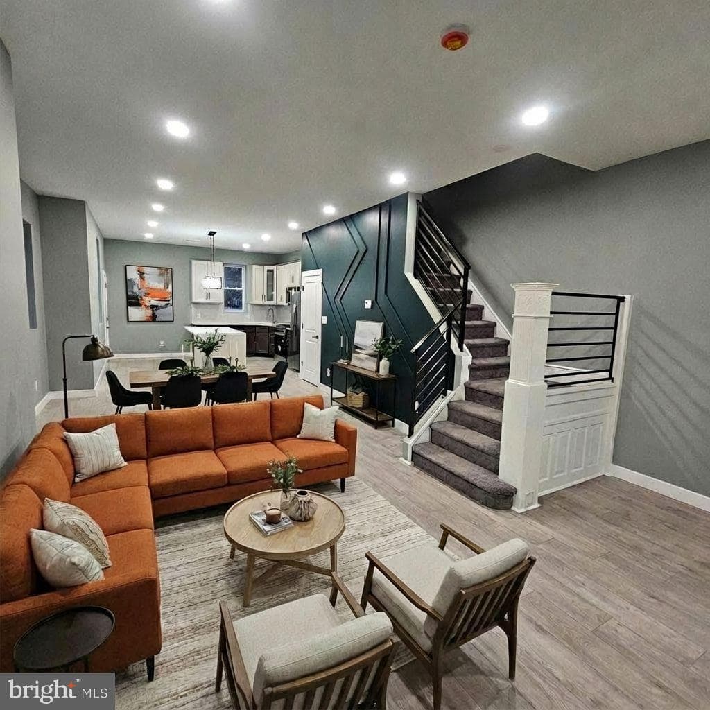 4920 N Camac Street photo 4