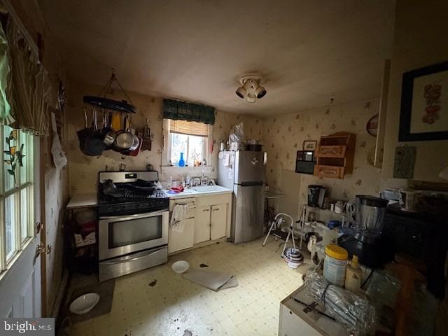 1647 E Berks Street photo 6