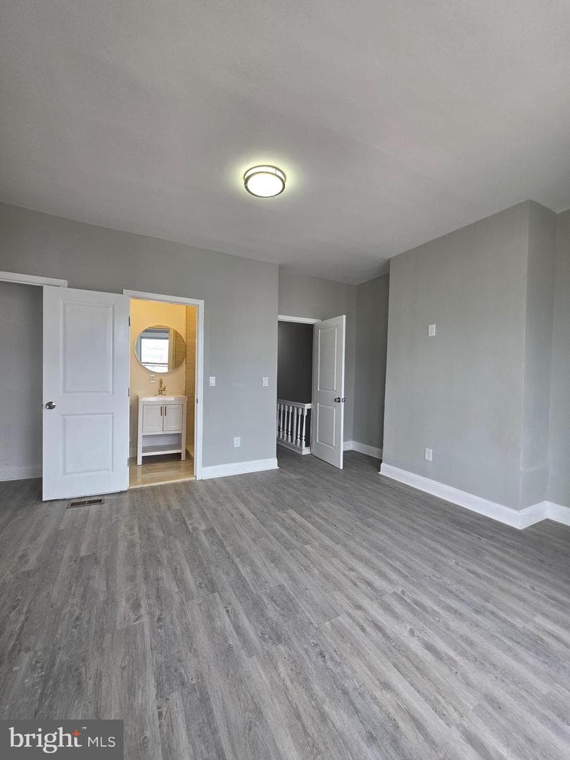 6026 Irving Street photo 13