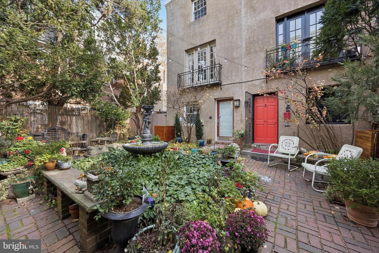 715 Rodman Street photo 1