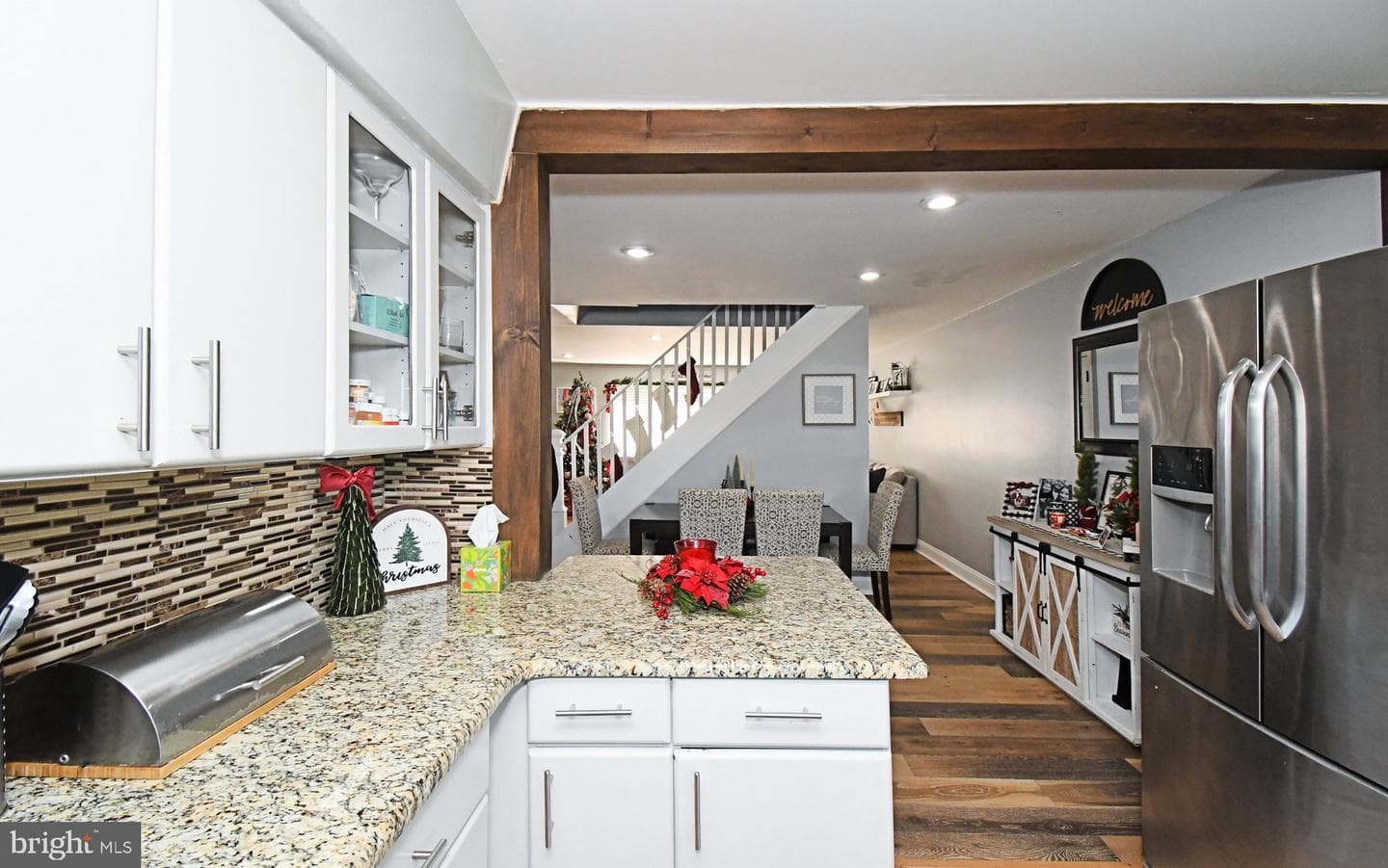 3568 Gloucester Lane photo 11