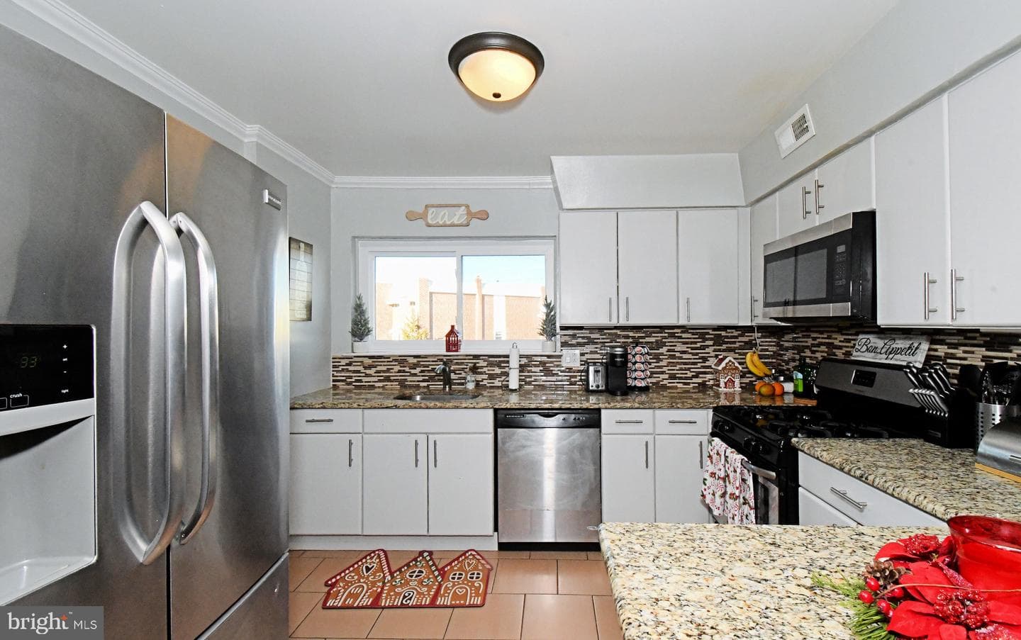 3568 Gloucester Lane photo 9
