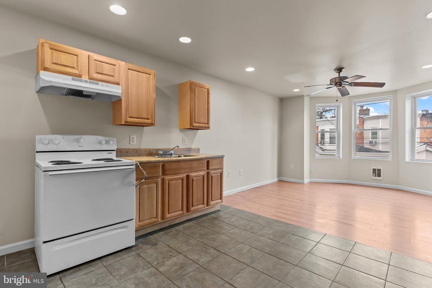 3555 Jasper Street photo 26