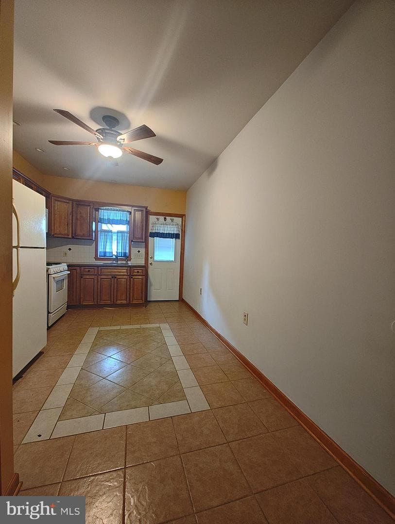 3274 Cedar Street photo 5