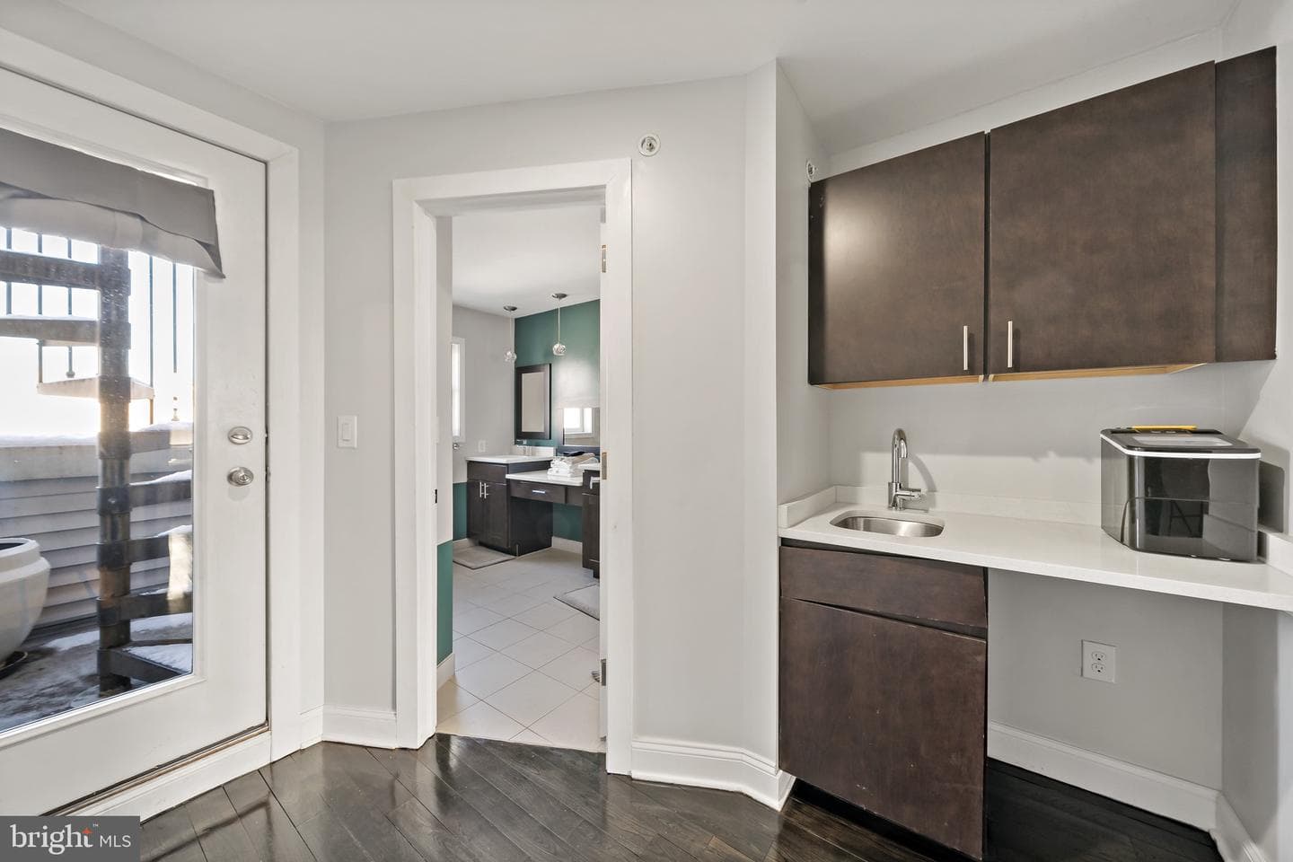 1517 Latona Street photo 16