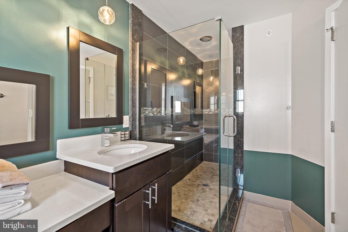 1517 Latona Street photo 18