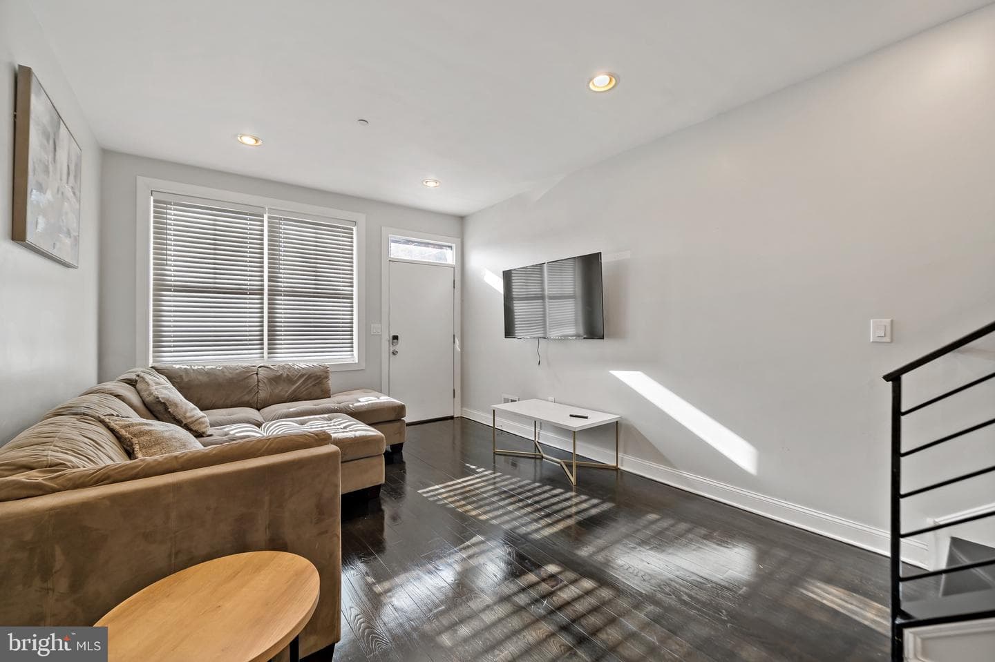 1517 Latona Street photo 2