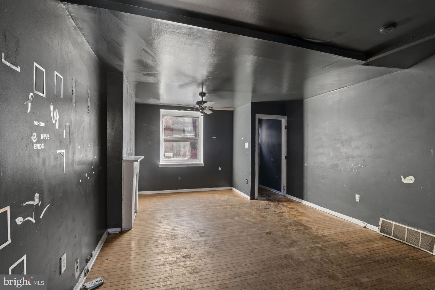 1316 S Capitol Street photo 9