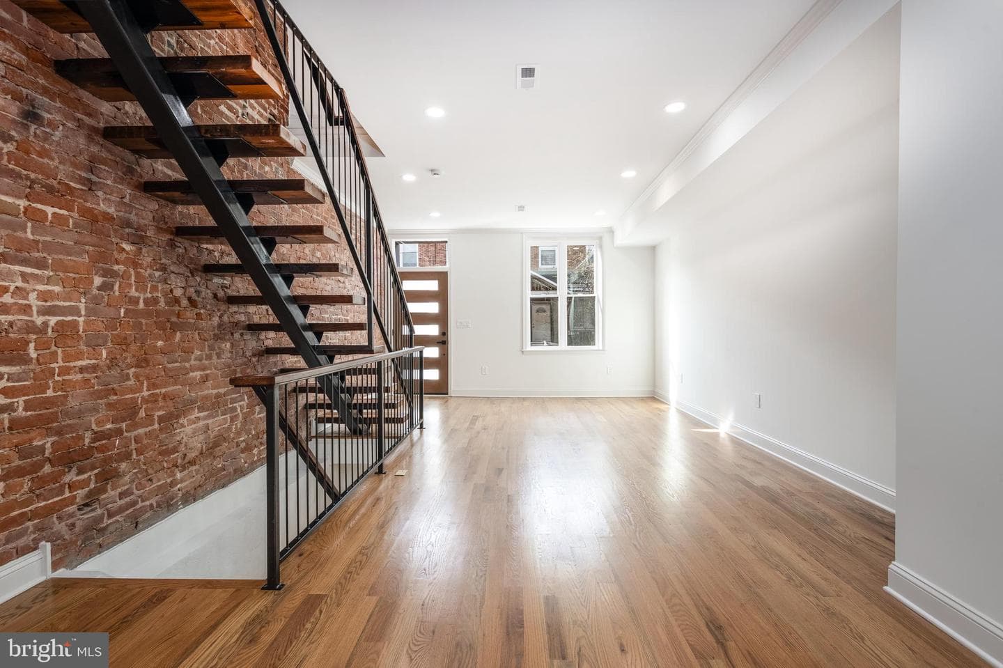 1231 S Markoe Street photo 33