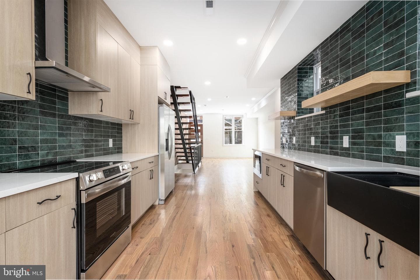 1231 S Markoe Street photo 6