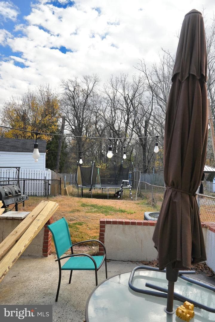 9274 Angus Place photo 10