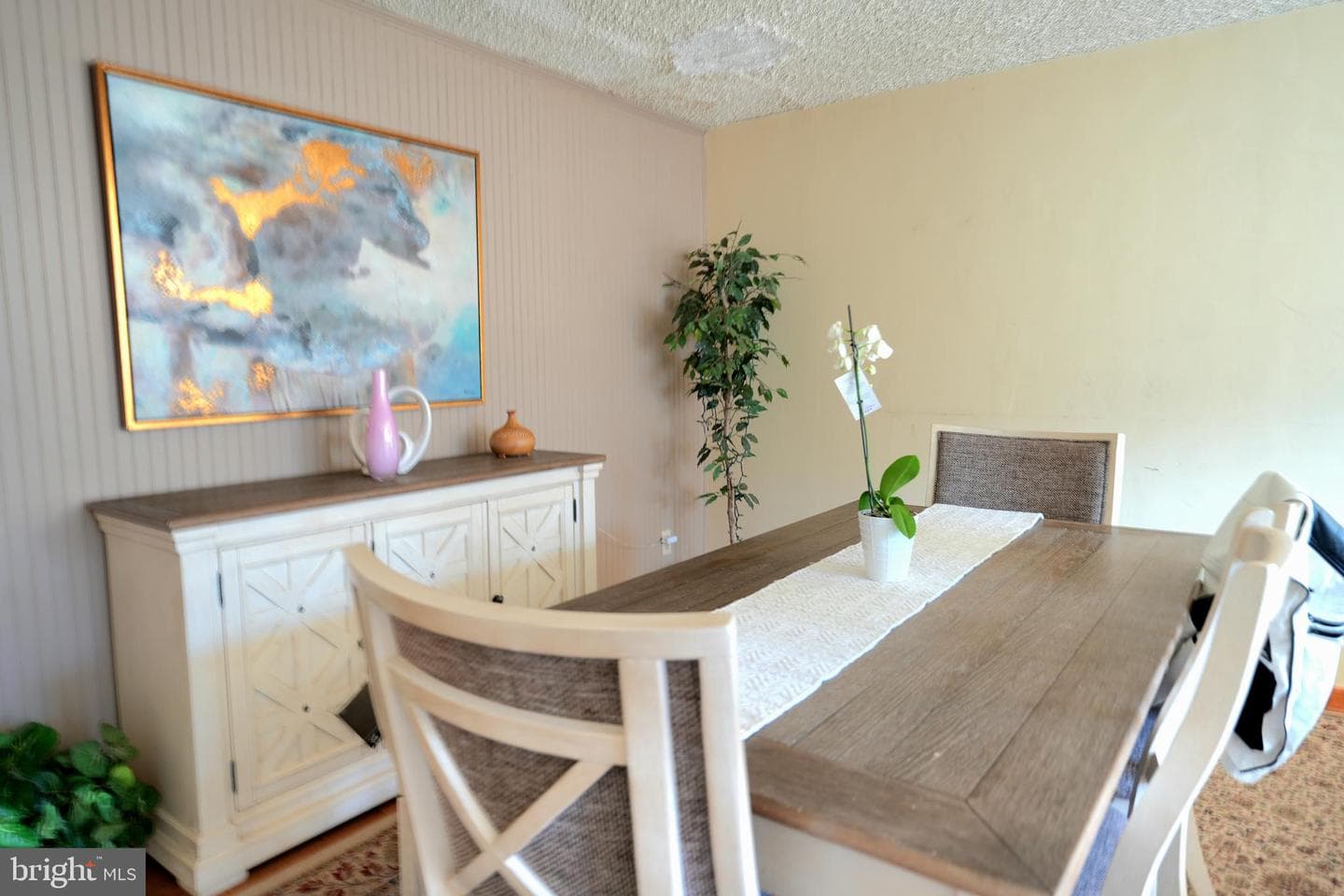 9274 Angus Place photo 3