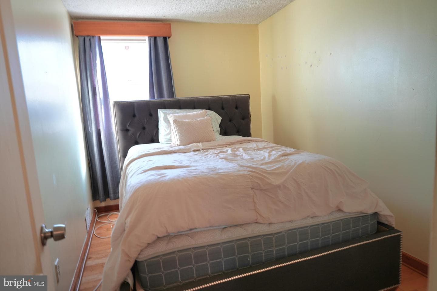 9274 Angus Place photo 8