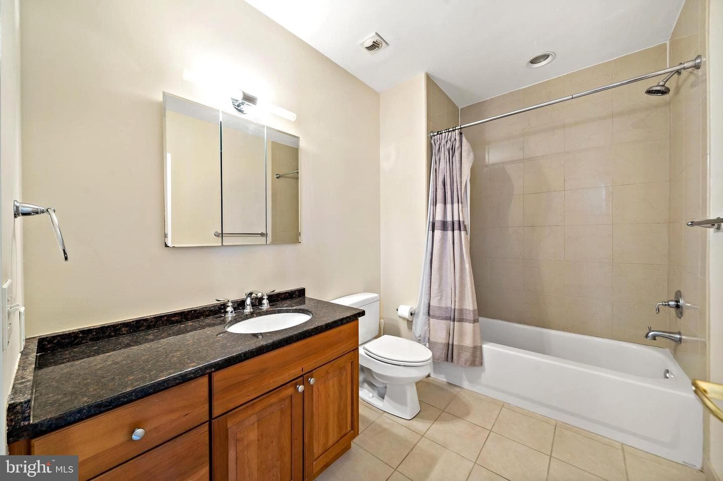1600 Arch Street #1116 photo 9