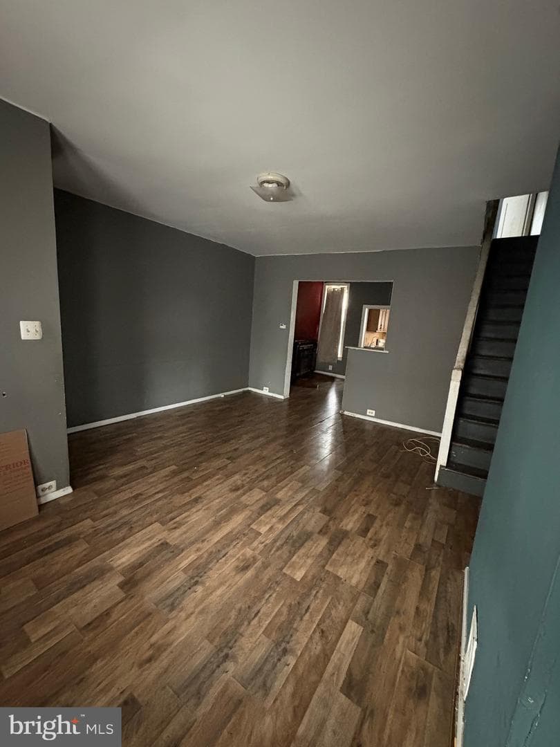 5754 Leonard Street photo 3