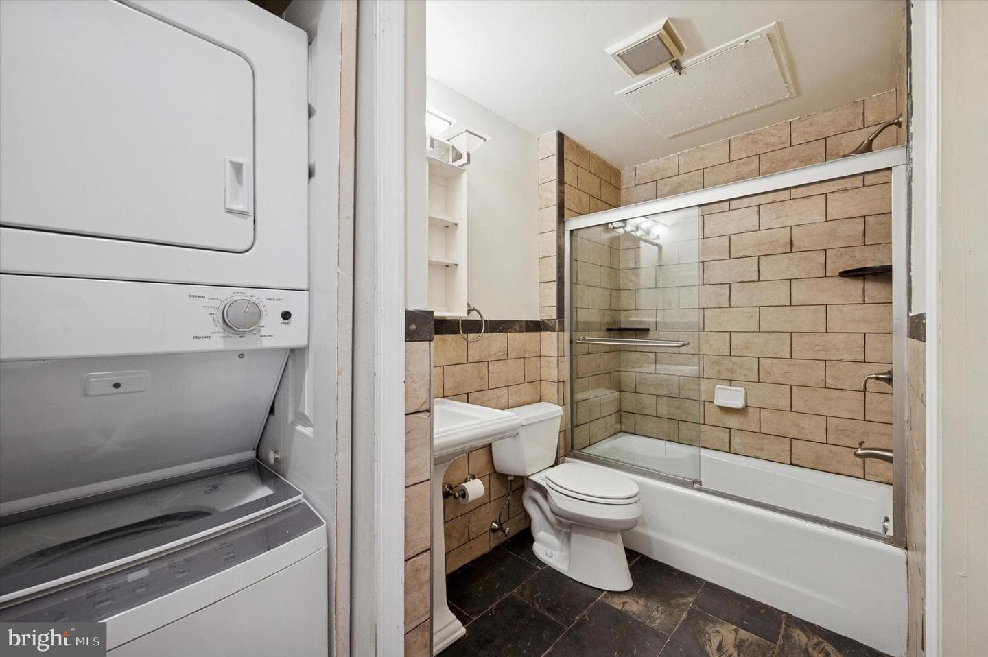 1601 Spring Garden Street #205 photo 13