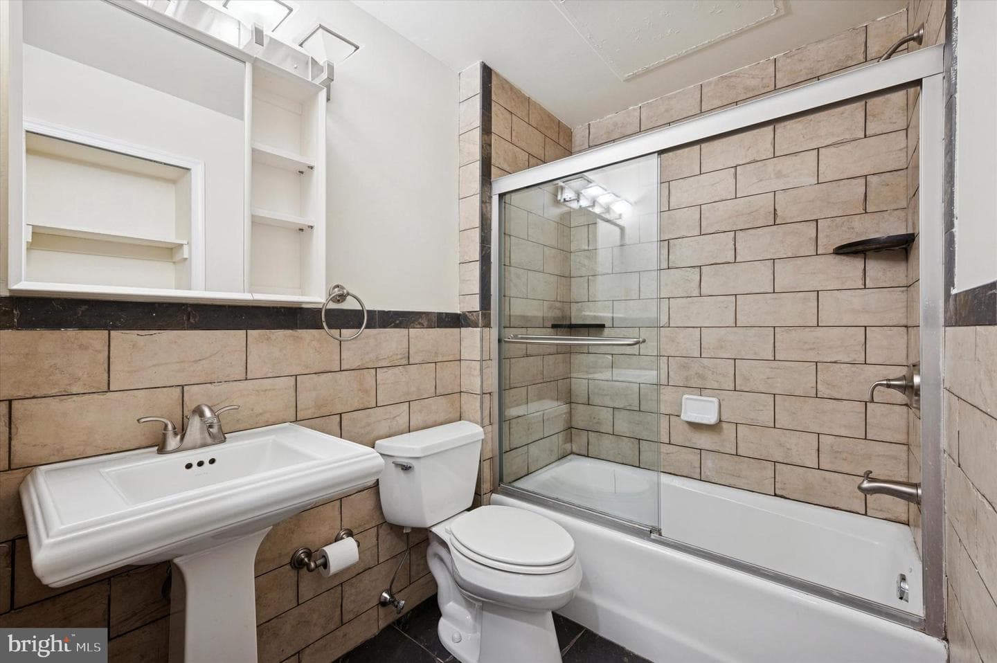 1601 Spring Garden Street #205 photo 15