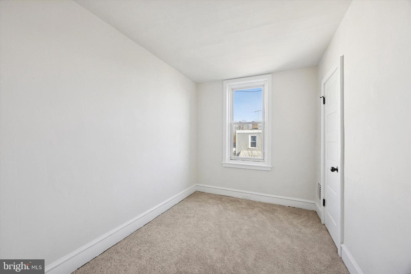 2537 S Millick Street photo 9