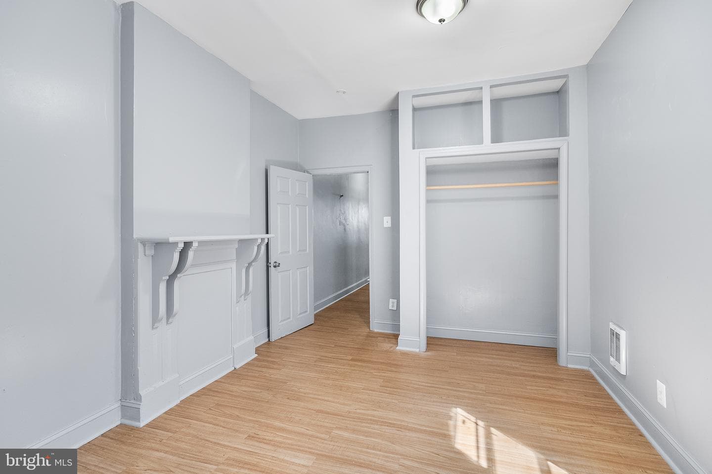 1624 Edgley St photo 21