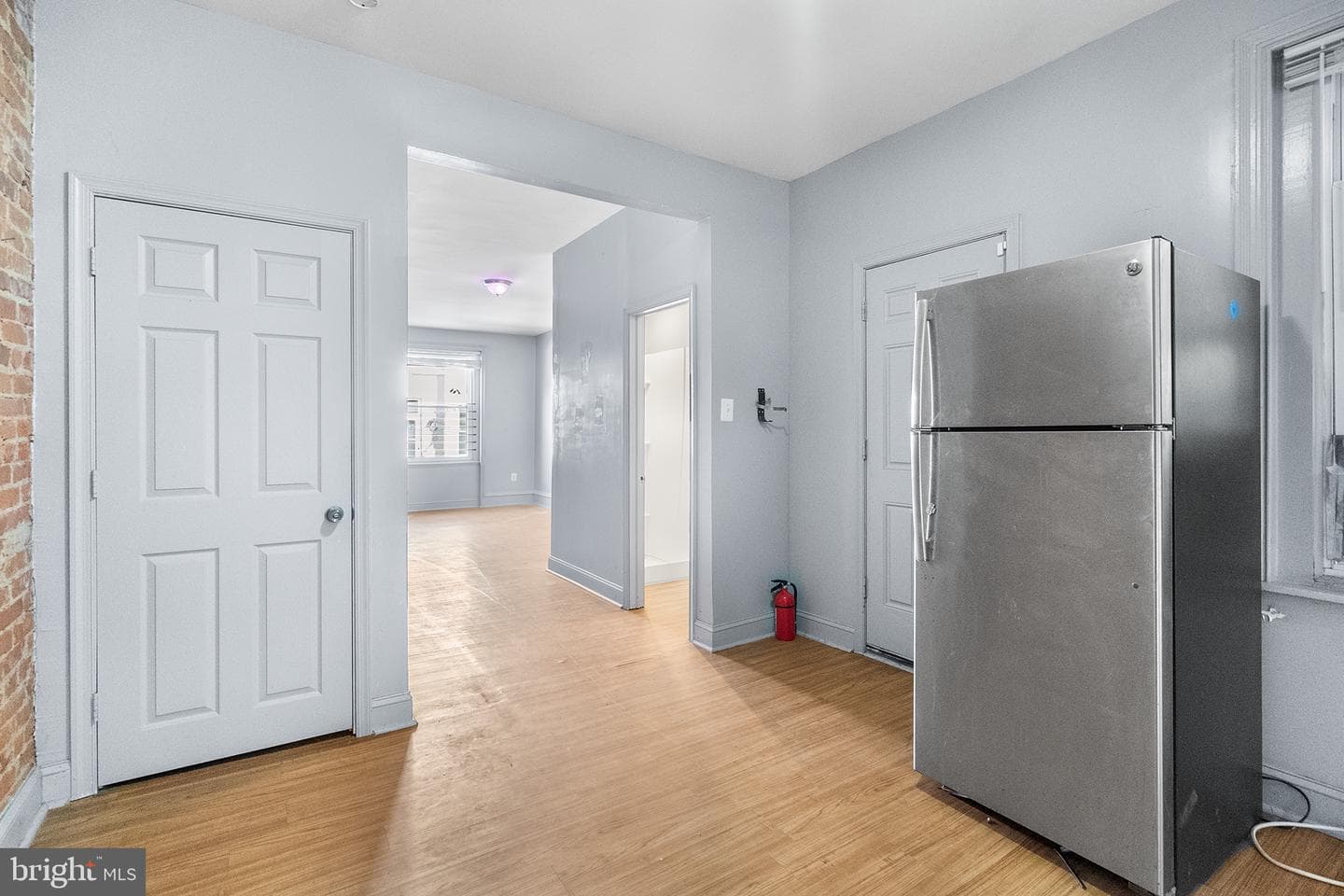 1624 Edgley St photo 9