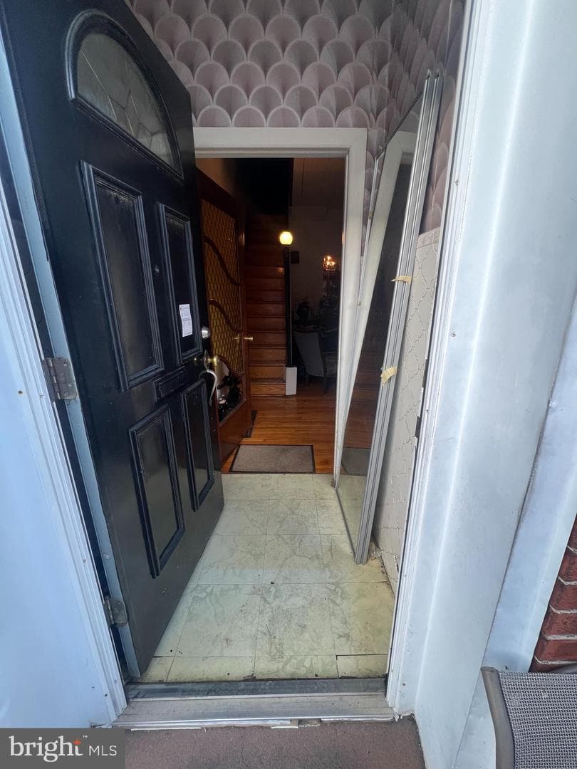 2441 Carpenter Street photo 4