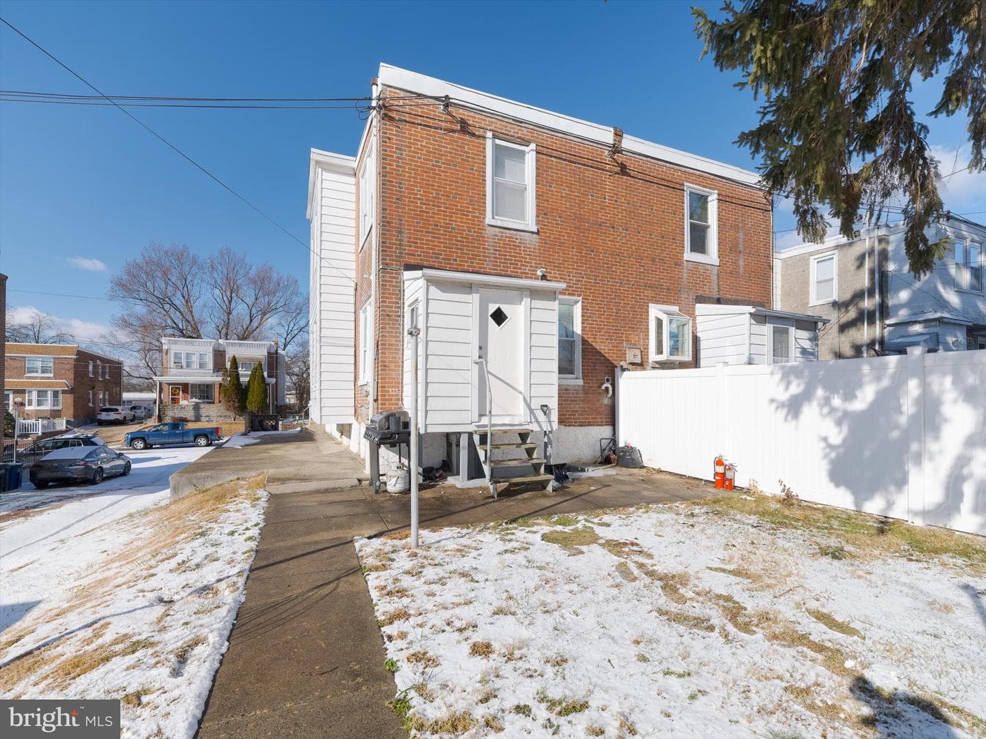 7413 Rockwell Avenue photo 24