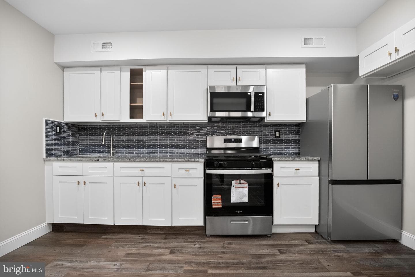 4287 Penn Street photo 11