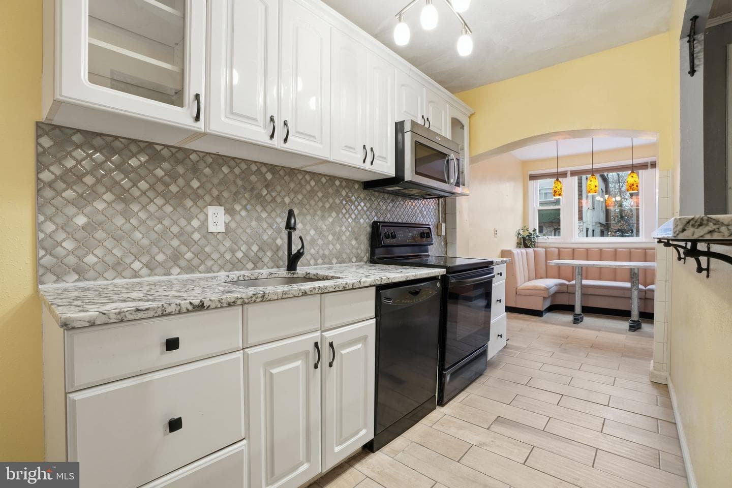 5207 Diamond Street photo 11