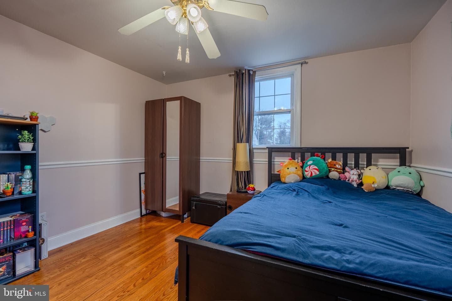 613 Seville Street photo 24