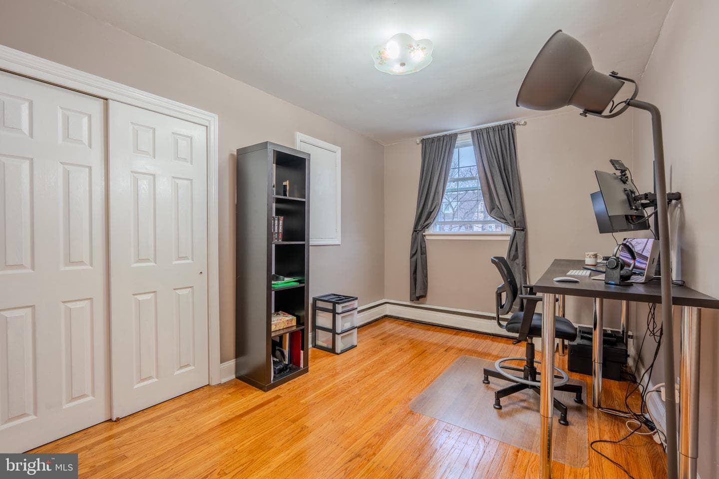 613 Seville Street photo 26