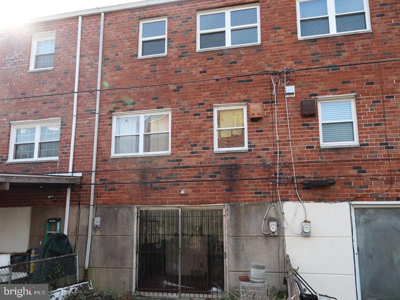 7028 Sheldrake Place photo 2