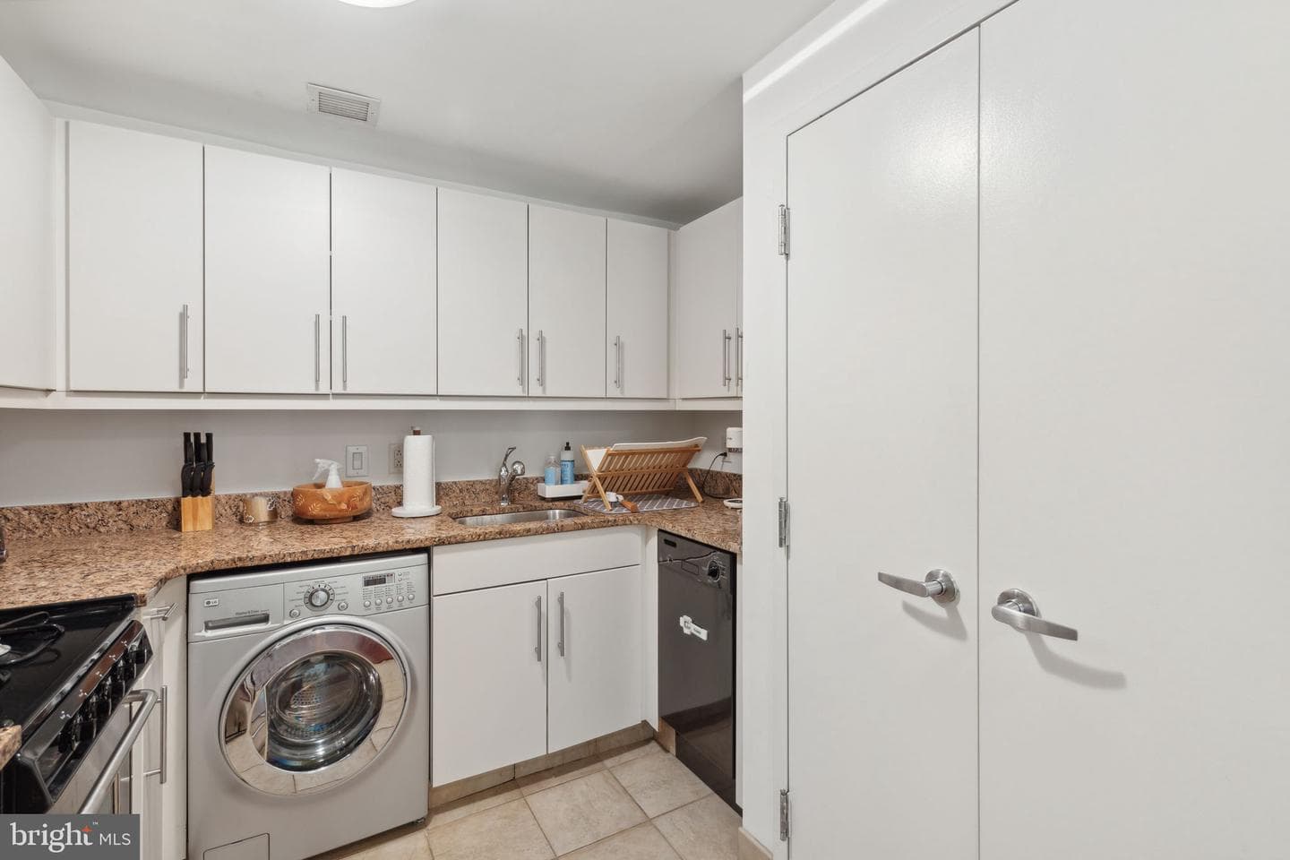 219 S 18th Street #704 photo 11
