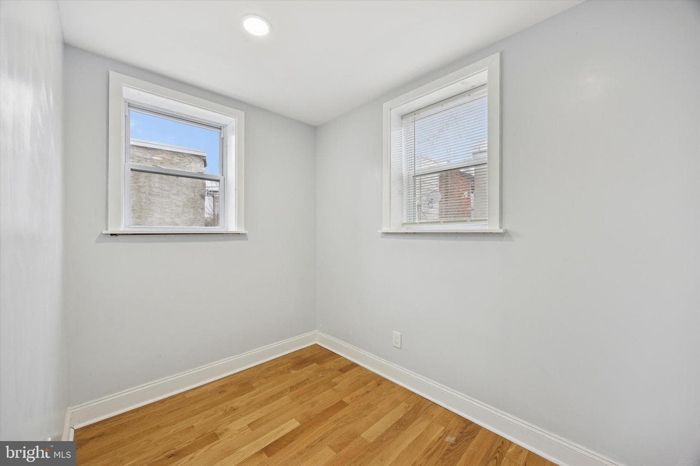 3055 Hartville Street photo 13