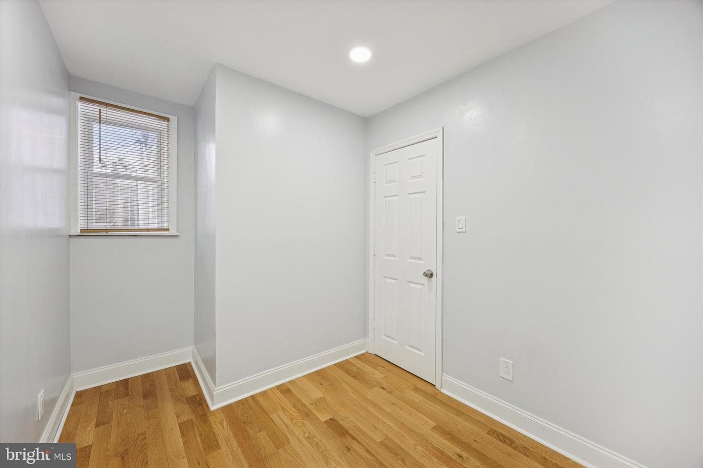 3055 Hartville Street photo 14