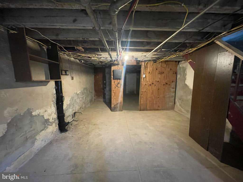 1729 S Edgewood Street photo 10