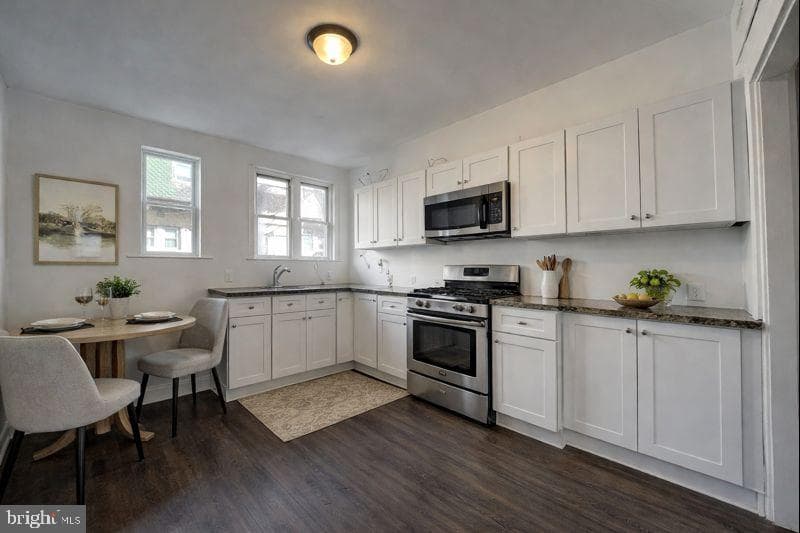1729 S Edgewood Street photo 4
