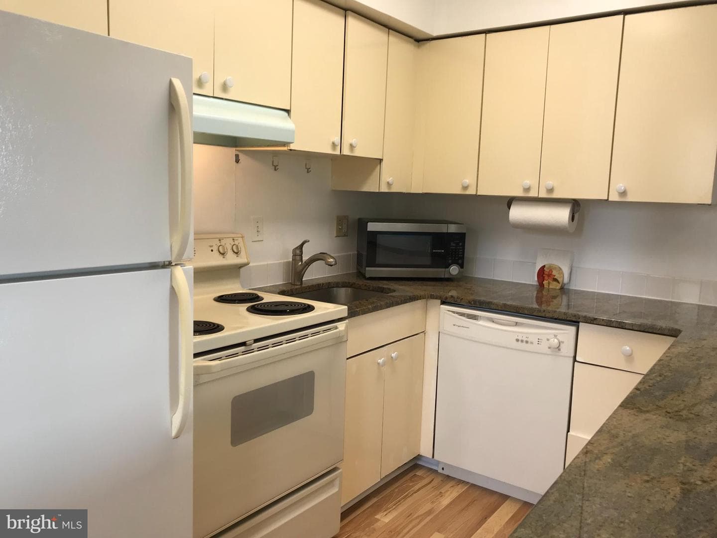 1420 Locust Street #23h photo 5