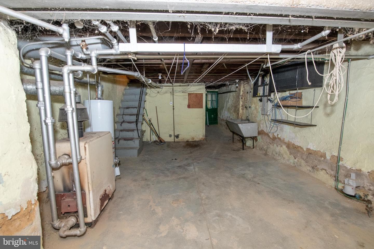620 E Sanger Street photo 35