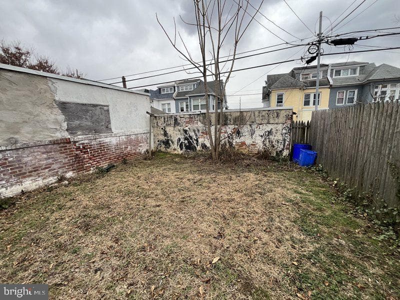 6419 N Fairhill Street photo 7