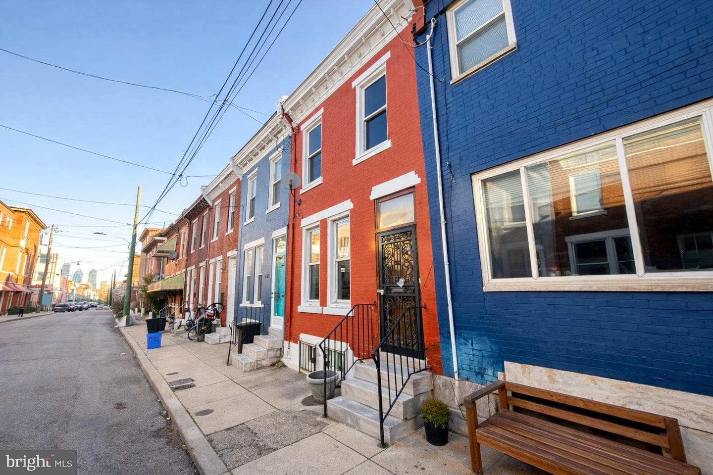 1719 S Mole Street photo 2