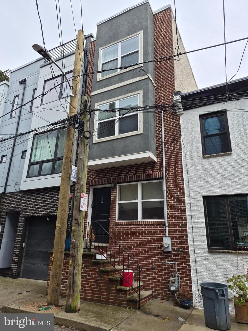 2544 Montrose Street, Philadelphia