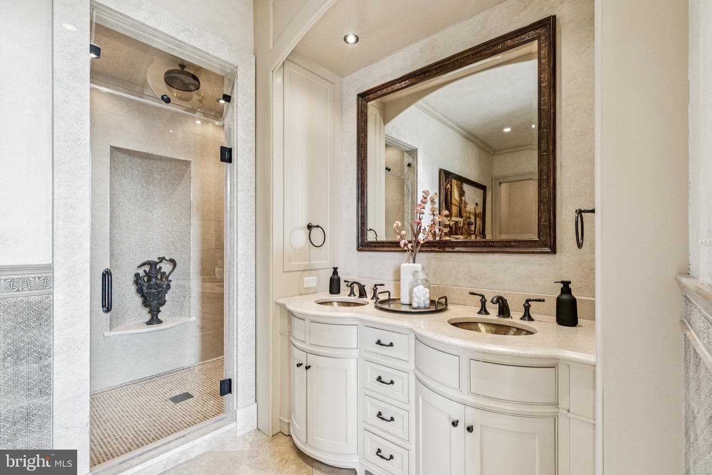 421 Chestnut Street #401 photo 19
