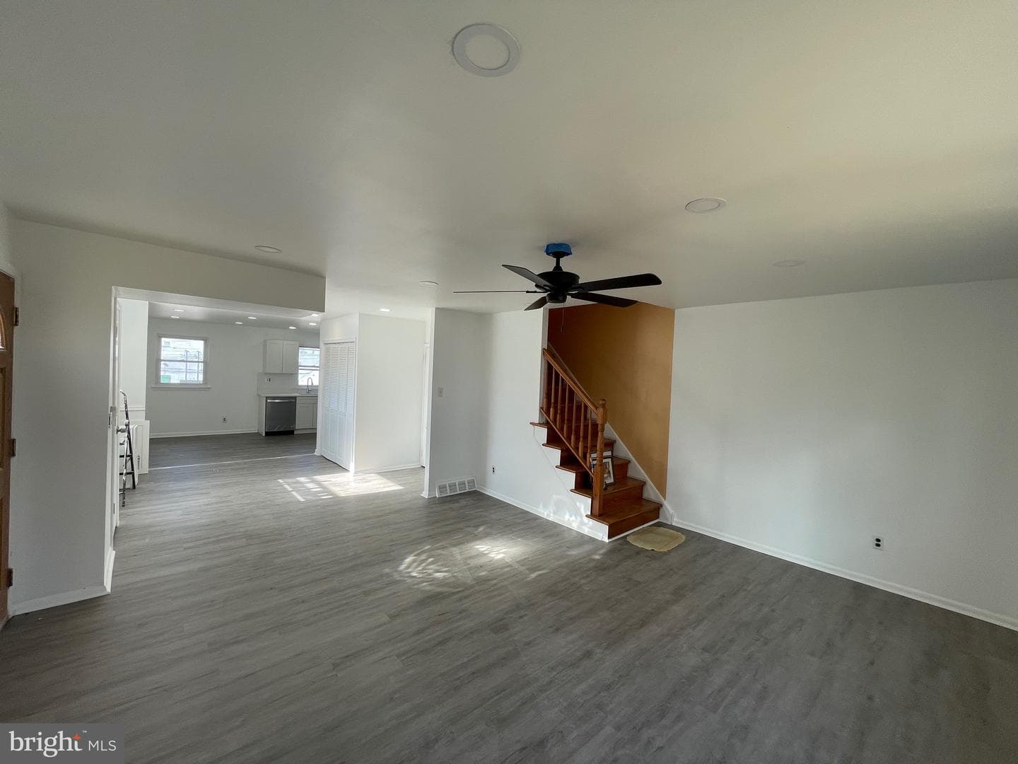 803 Lawler Street photo 10