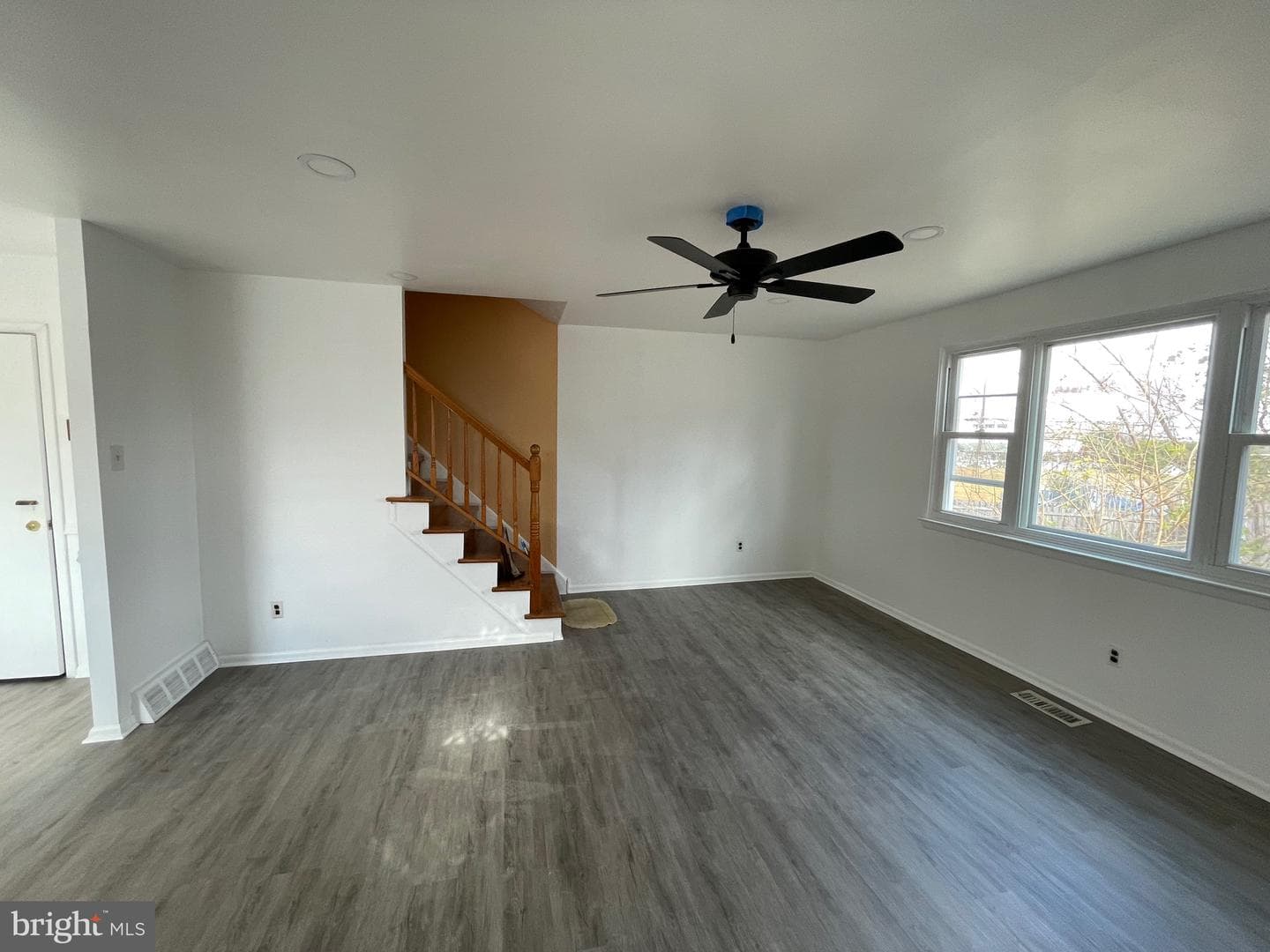 803 Lawler Street photo 17