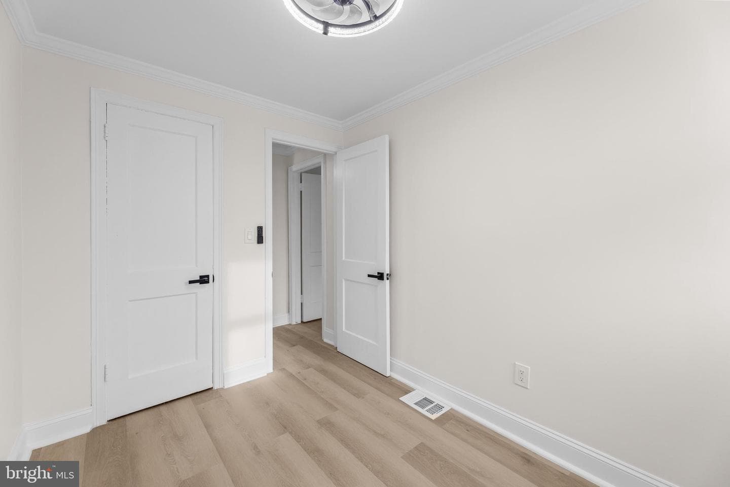 7920 Provident Street photo 20