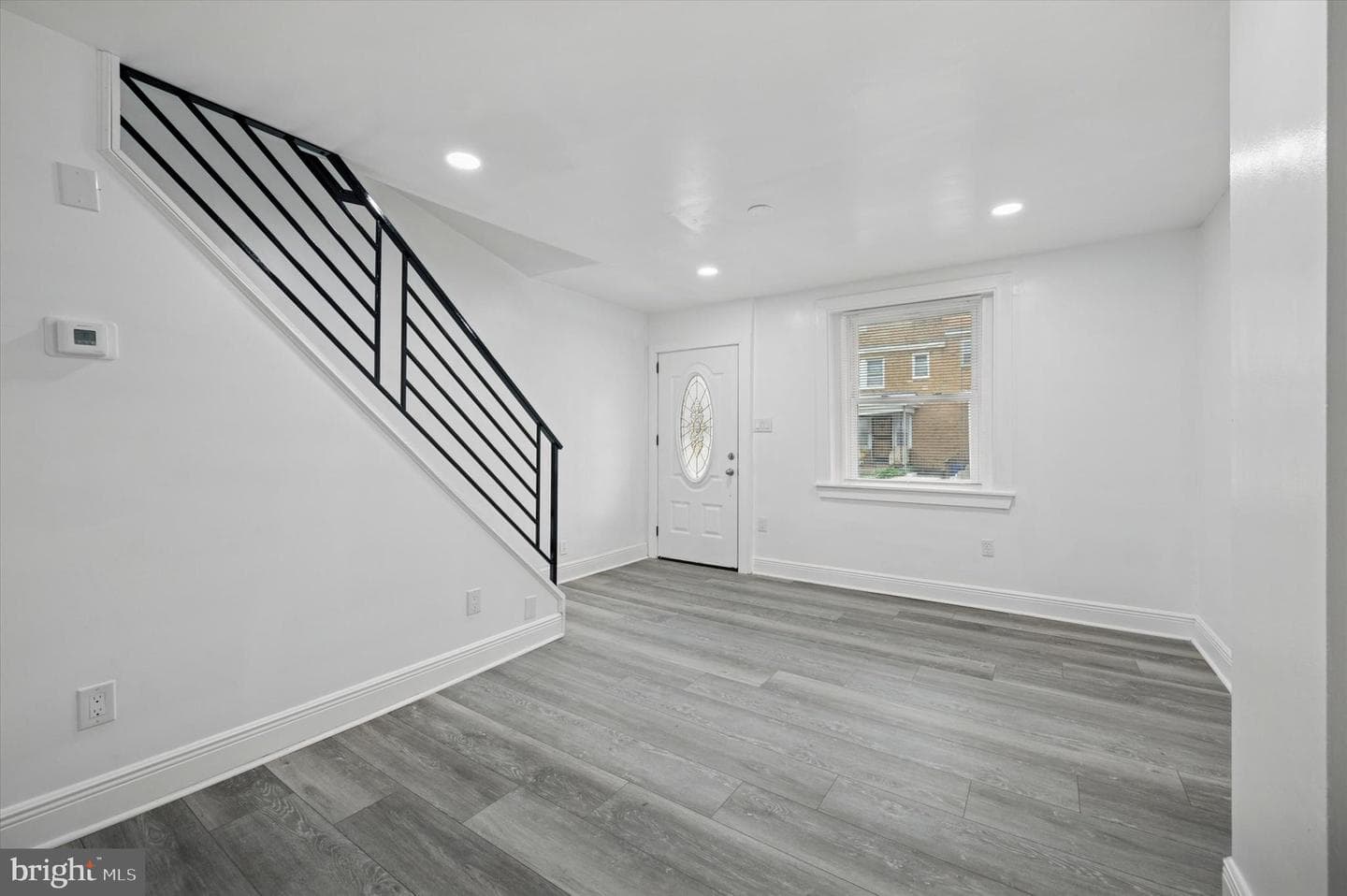 5535 Ardleigh Street photo 7