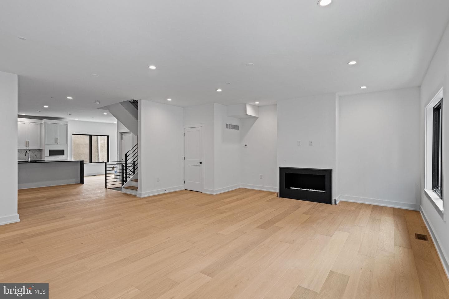 706 Latona Street #g photo 10