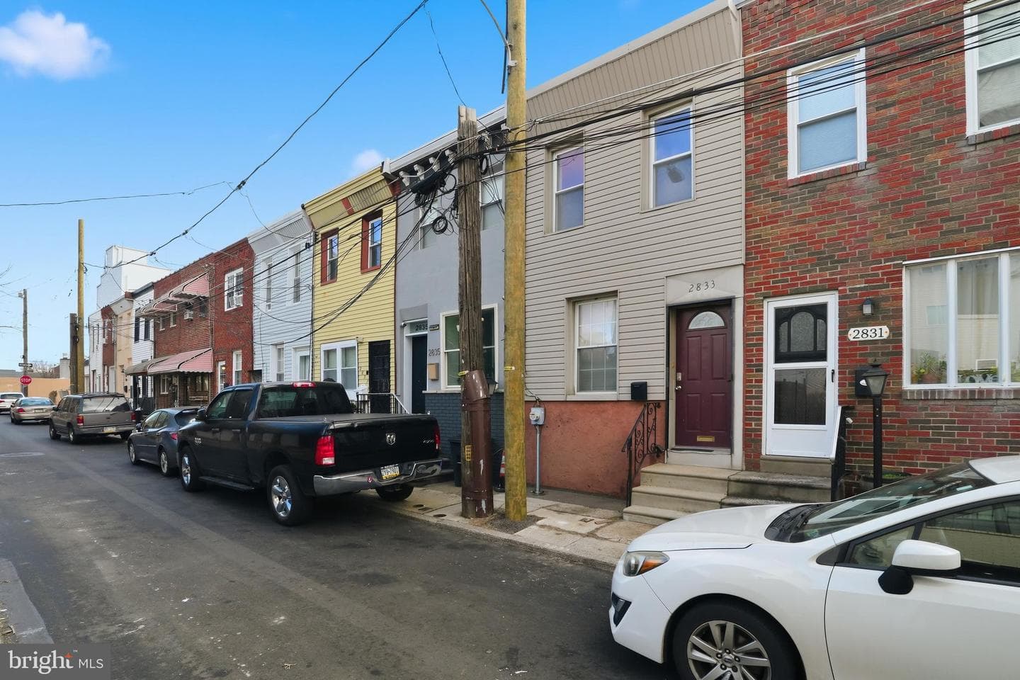 2833 Livingston Street photo 1